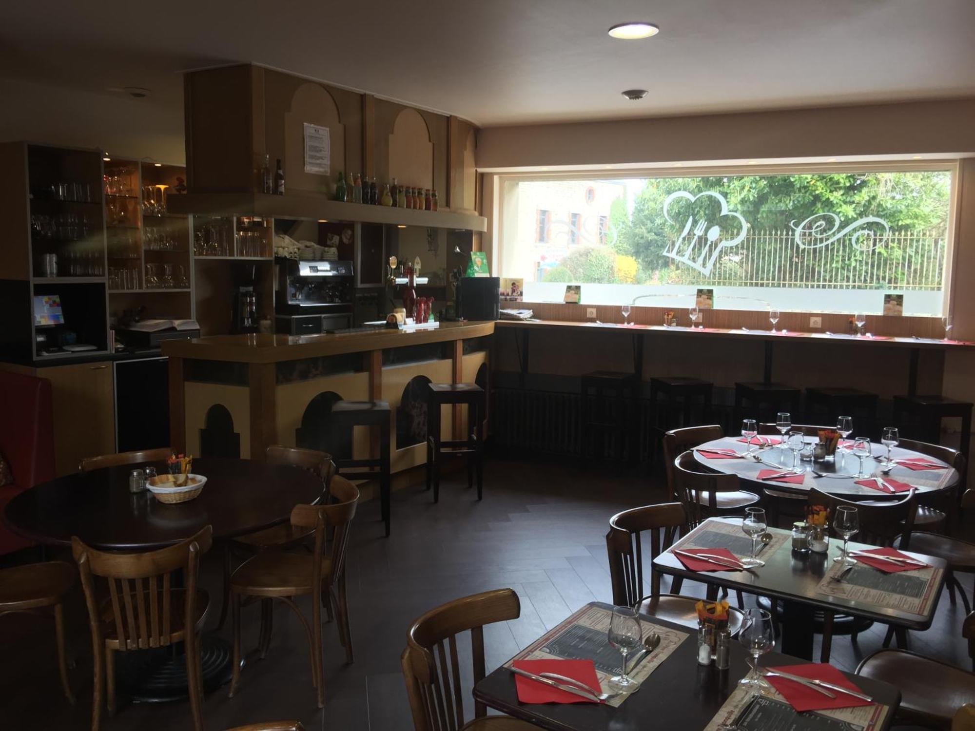 Hotel Au Pere Tranquille Tinchebray-Bocage Zewnętrze zdjęcie