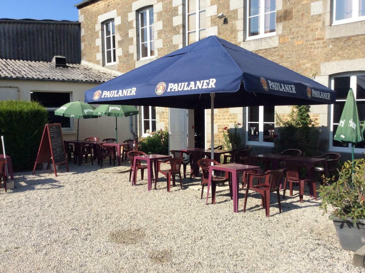 Hotel Au Pere Tranquille Tinchebray-Bocage Zewnętrze zdjęcie